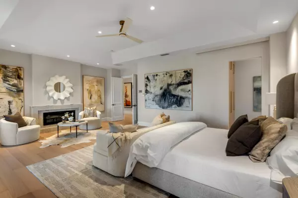 Boca Raton, FL 33432,1203 Spanish River RD