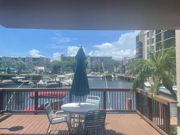 3 Royal Palm Way 504, Boca Raton, FL 33432