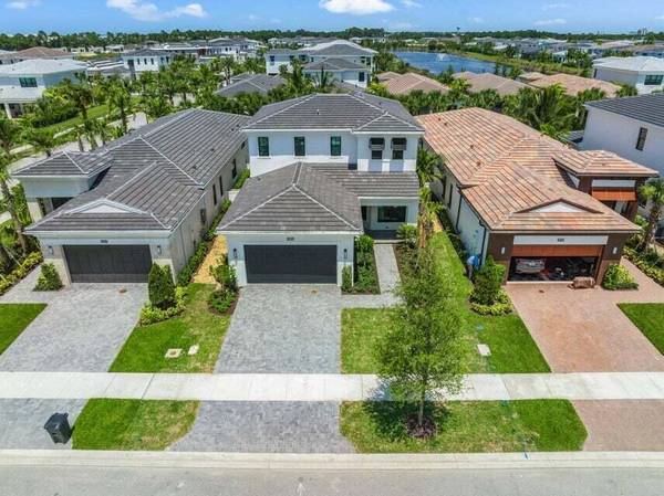 Palm Beach Gardens, FL 33418,13551 Artisan CIR