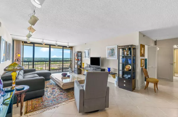 1900 Consulate PL 2105,  West Palm Beach,  FL 33401