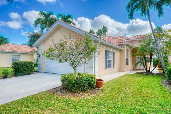 4784 Blossom DR, Delray Beach, FL 33445