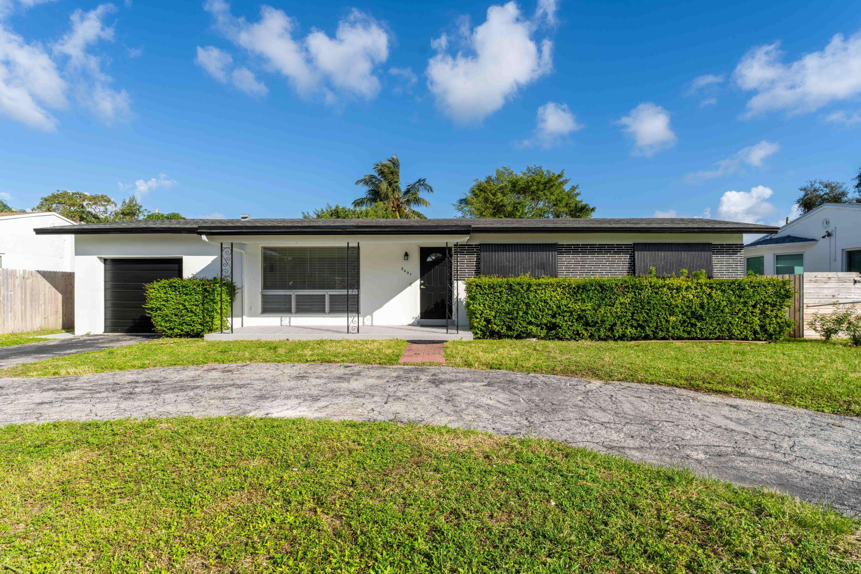 2607 Wiley ST, Hollywood, FL 33020