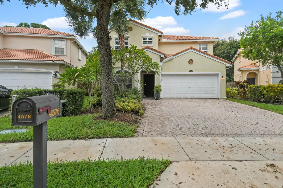 Palm Beach Gardens, FL 33418,4576 Thornwood CIR