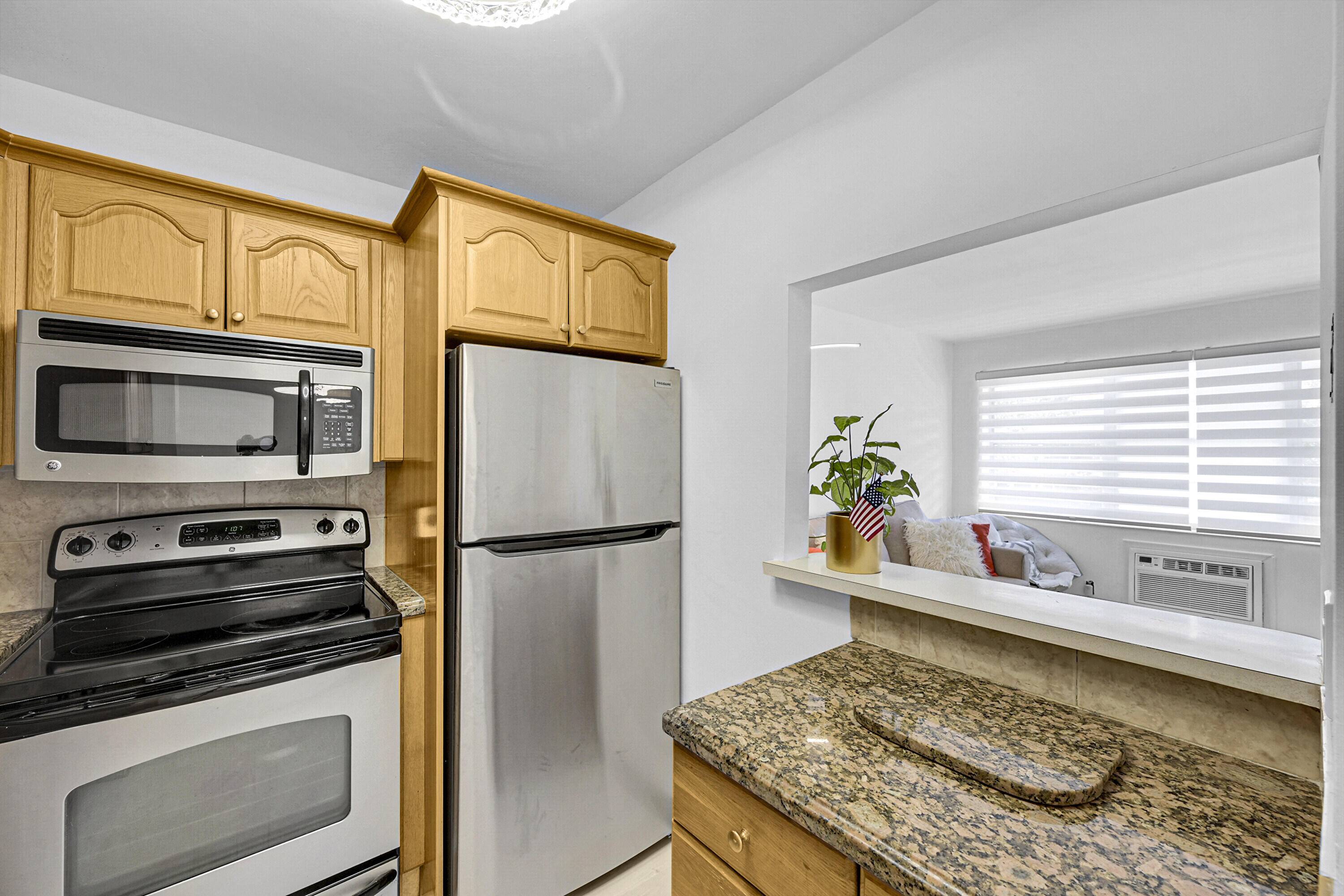 Deerfield Beach, FL 33442,78 Harwood Rentable