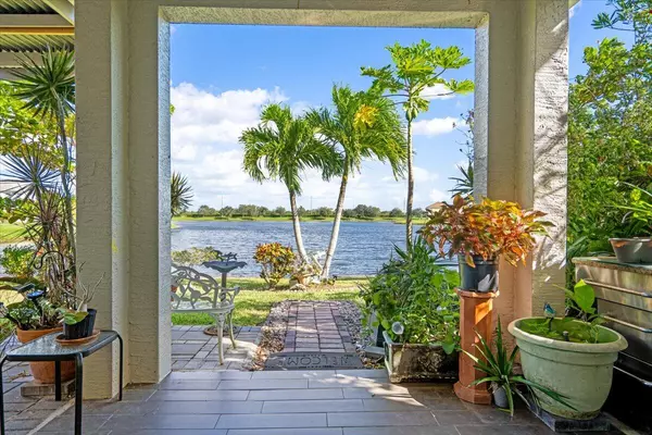 Vero Beach, FL 32968,700 Carriage Lake Way