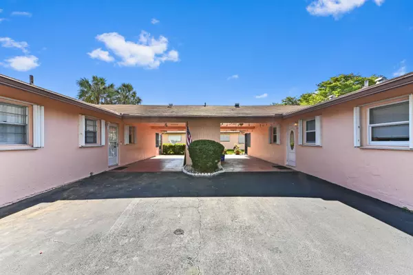 Delray Beach, FL 33445,357 Flamingo LN