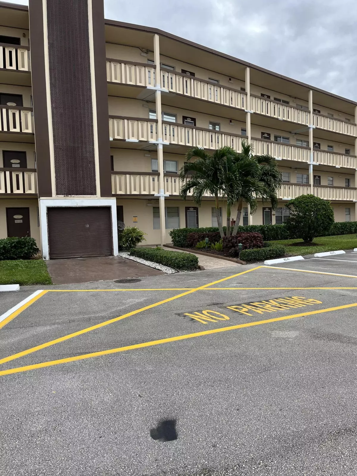 Boca Raton, FL 33434,2045 Wolverton C