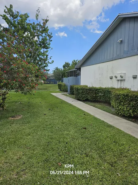 2002 Timberlane CIR 2002, Greenacres, FL 33463