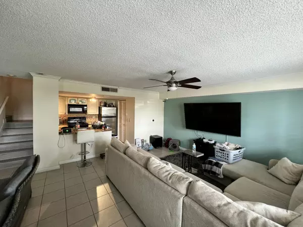 1707 Village BLVD 109, West Palm Beach, FL 33409