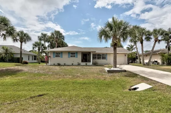 1049 Carnation DR, Sebastian, FL 32958