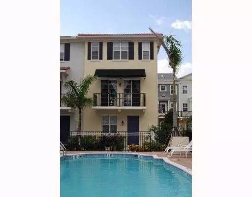 Jupiter, FL 33458,151 Greenwich CIR