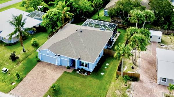 858 George ST, Sebastian, FL 32958