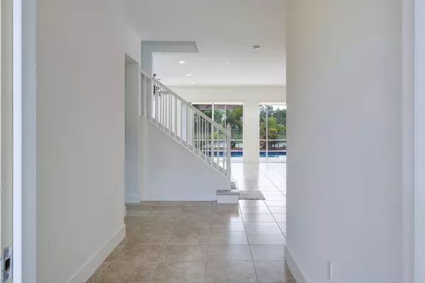 Royal Palm Beach, FL 33411,2392 Bellarosa CIR