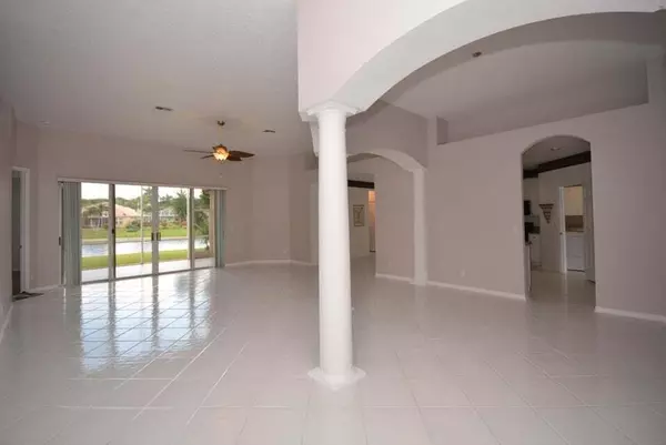 Boca Raton, FL 33428,12348 Cascades Pointe DR