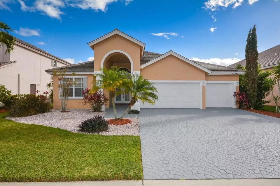 Boca Raton, FL 33428,12348 Cascades Pointe DR