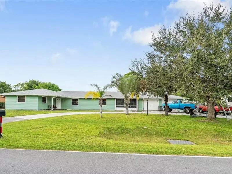 6001 Palm DR, Fort Pierce, FL 34982