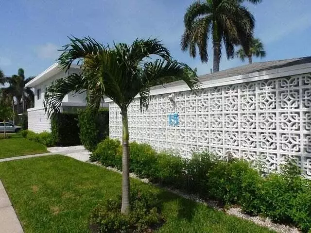 15 S Palmway 13, Lake Worth Beach, FL 33460