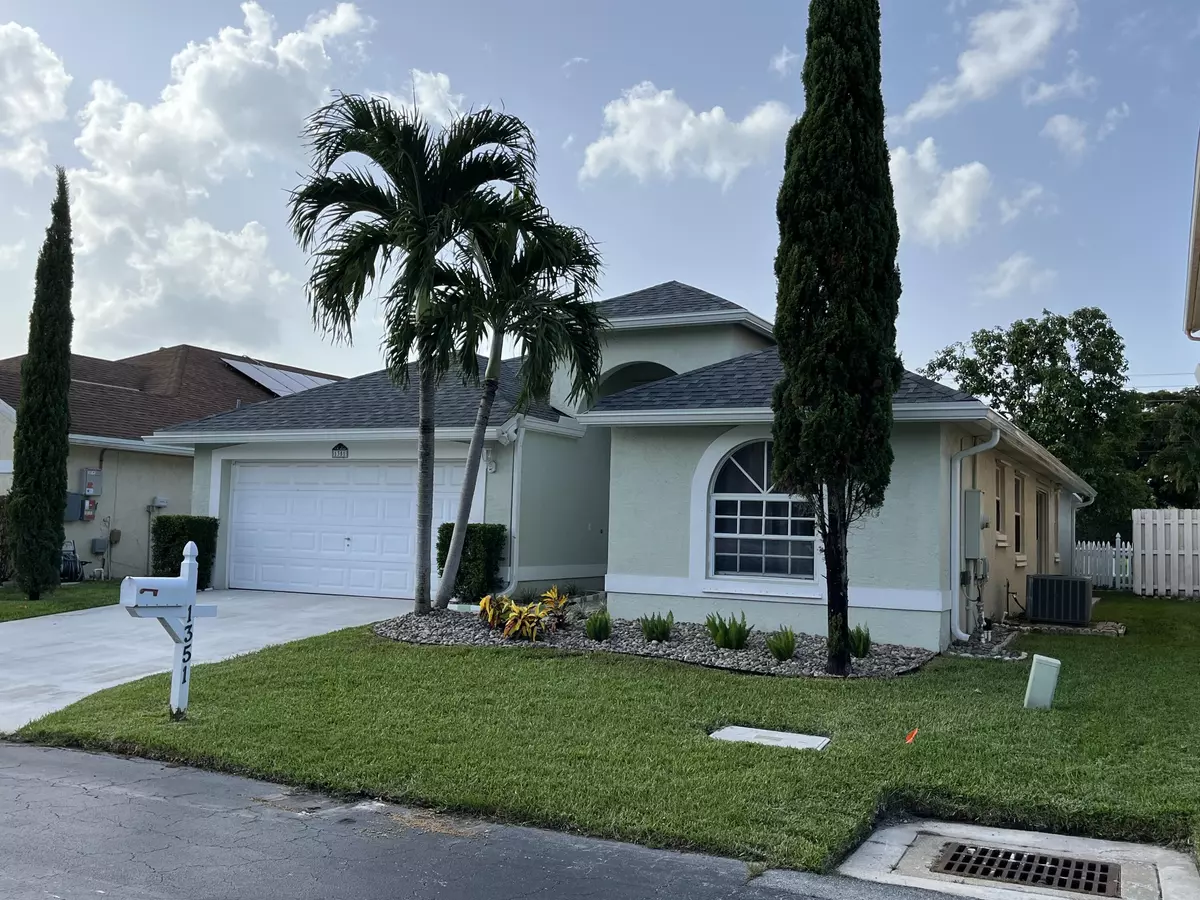 Boynton Beach, FL 33436,1351 E Fairfax CIR