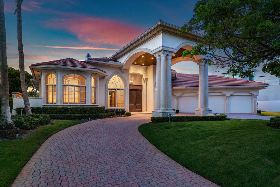 159 W Coconut Palm RD, Boca Raton, FL 33432