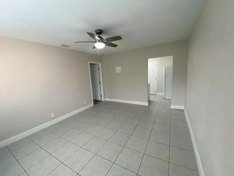 914 N J ST 4, Lake Worth Beach, FL 33460