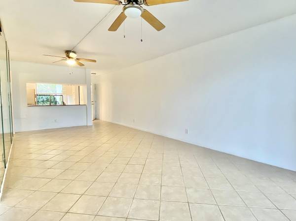 Palm Beach Gardens, FL 33418,6928 Briarlake CIR 104