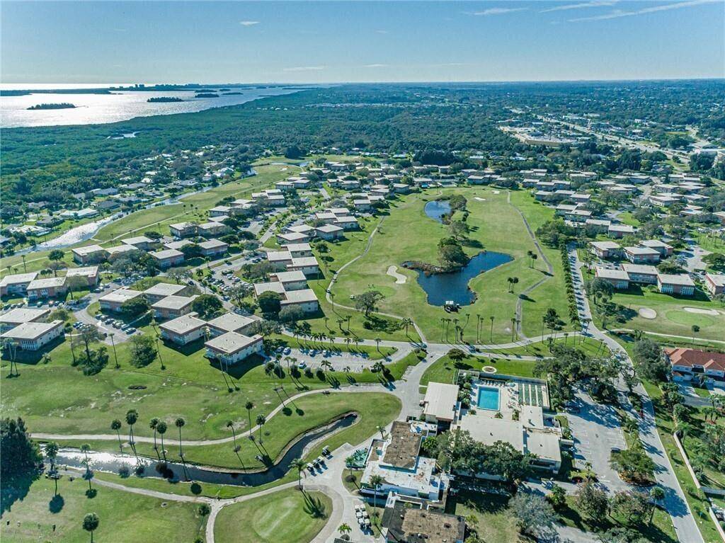 28 Pine Arbor LN 206, Vero Beach, FL 32962