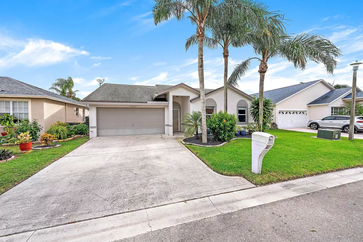 Greenacres, FL 33413,1284 Olympic CIR