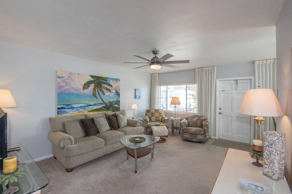 Lake Worth Beach, FL 33461,3240 Lake Osborne DR 201