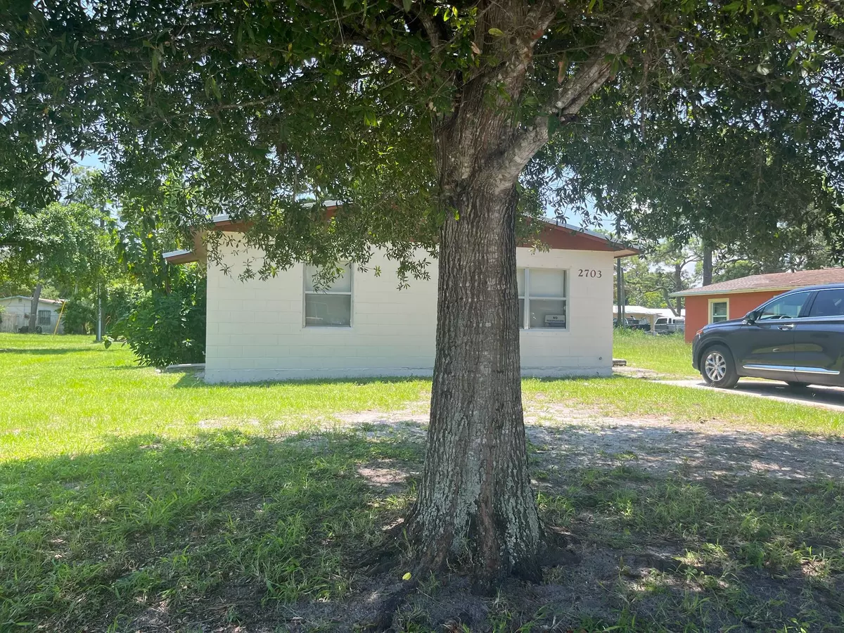 Fort Pierce, FL 34947,2703 Avenue H