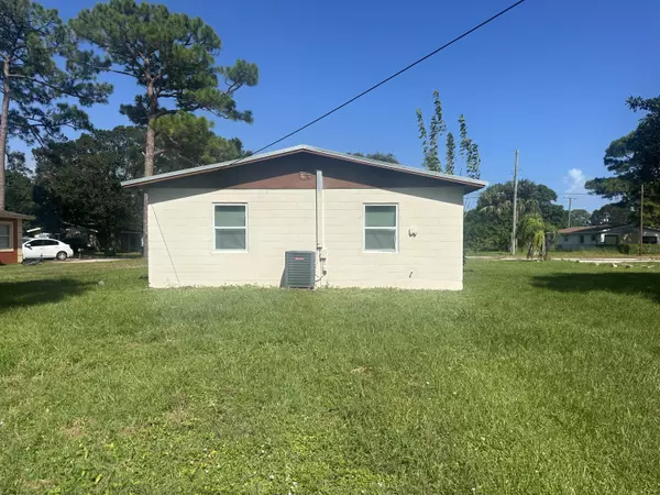 Fort Pierce, FL 34947,2703 Avenue H