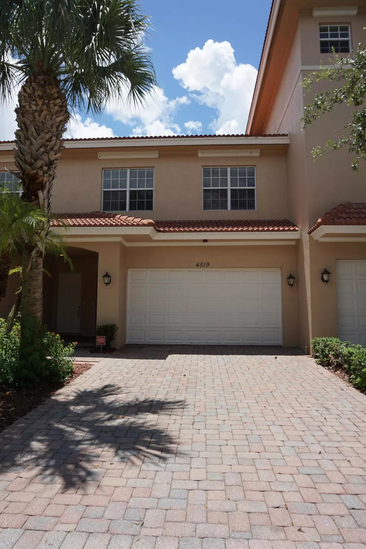 Palm Beach Gardens, FL 33418,4519 S Artesa WAY