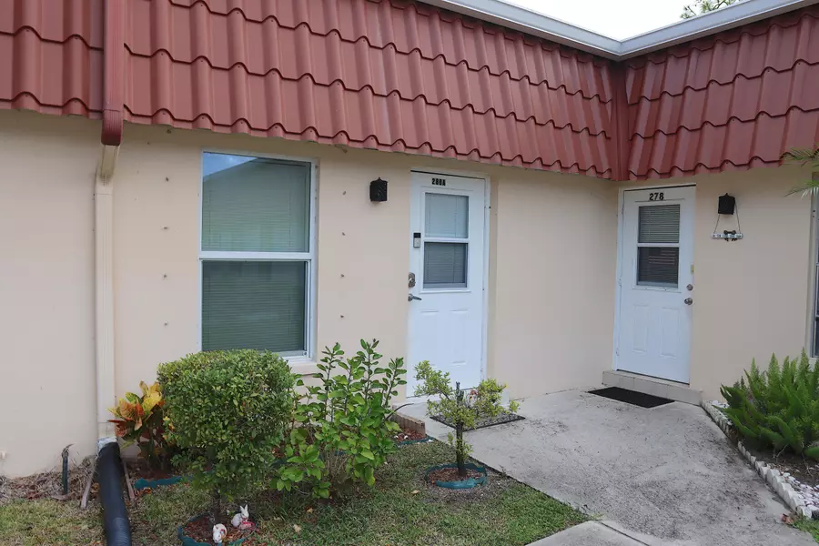 280 Cape Cod CIR A, Lake Worth, FL 33467