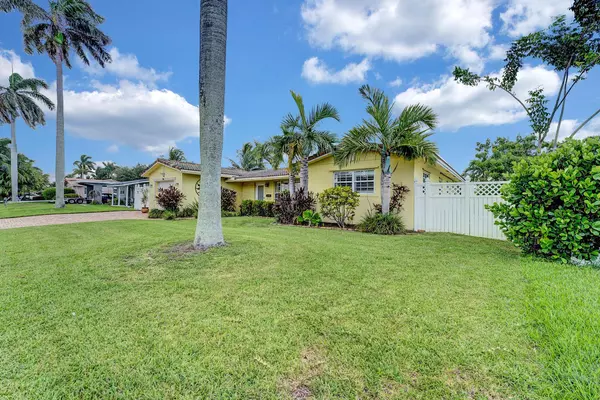 Deerfield Beach, FL 33441,917 SE 16 CT