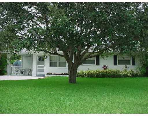 11813 SE Williams TER, Jupiter, FL 33469