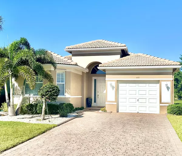 660 NW Stanford LN, Port Saint Lucie, FL 34983