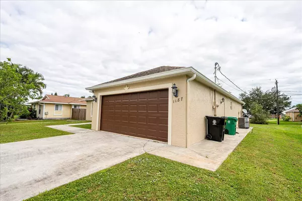 Port Saint Lucie, FL 34983,1187 SW Hibiscus ST