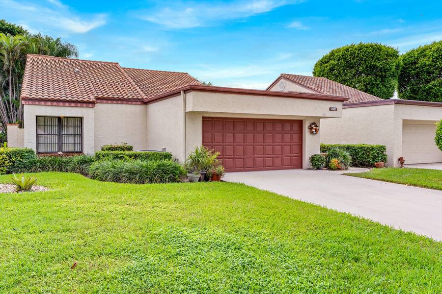 5714 Kiowa CIR, Boynton Beach, FL 33437