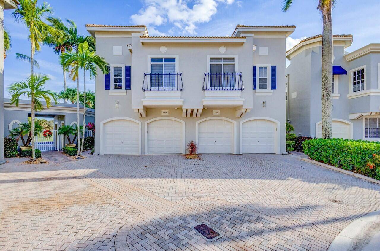 Palm Beach Gardens, FL 33418,301 Resort LN