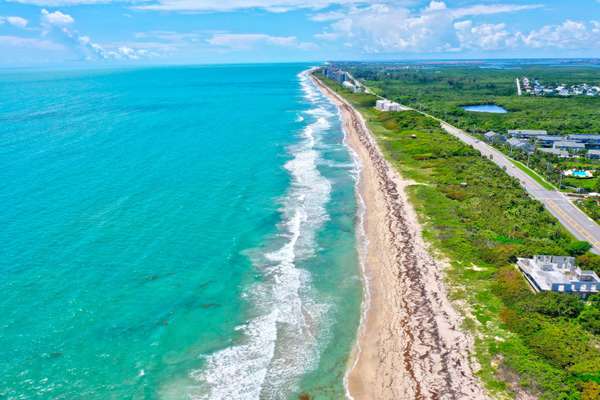 Hutchinson Island, FL 34949,5061 North Highway A1a 404