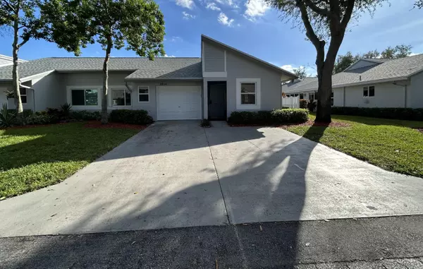 Boca Raton, FL 33496,8914 Windtree ST