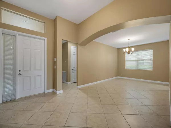 Port Saint Lucie, FL 34987,11801 SW Crestwood CIR