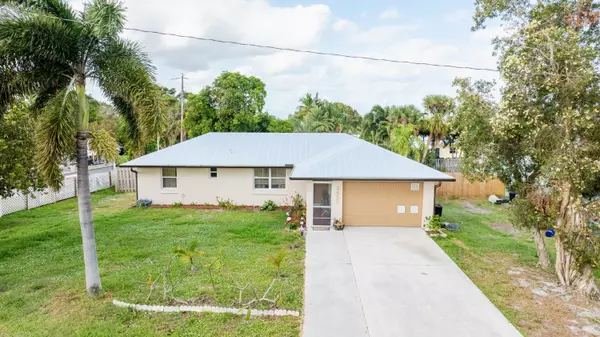 Jensen Beach, FL 34957,2455 NE Letitia ST