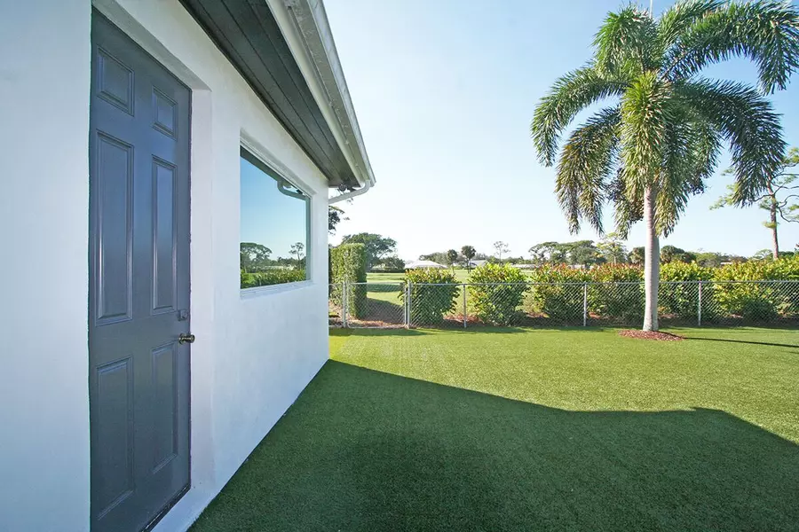 119 Country Club Drive DR Guest Villa, Tequesta, FL 33469