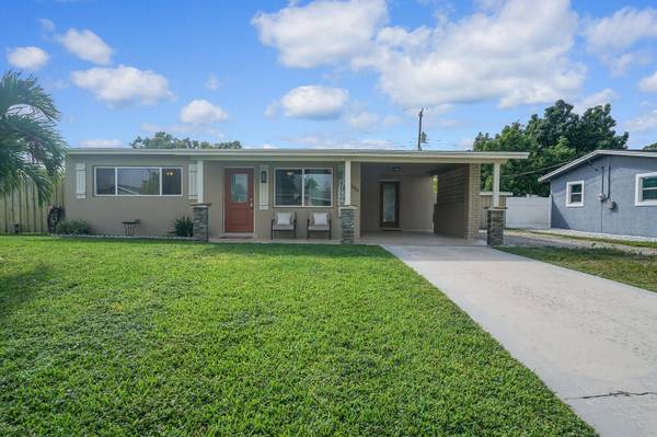 4196 Kivey DR,  Lake Worth,  FL 33461