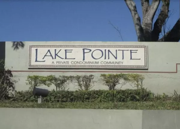 212 Lake Pointe DR 102, Oakland Park, FL 33309