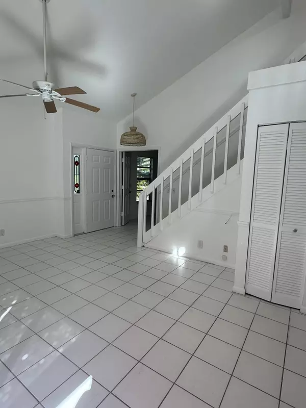 Tequesta, FL 33469,429 N Cypress DR C