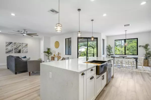 Palm Bay, FL 32909,2275 Cogan DR