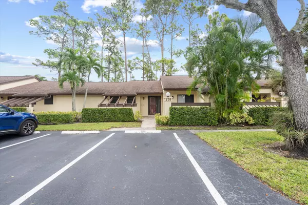 Royal Palm Beach, FL 33411,179 Sarita CT