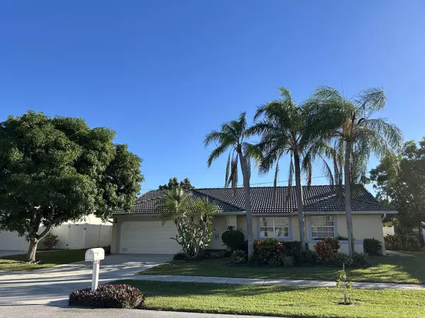 350 Apache LN, Boca Raton, FL 33487