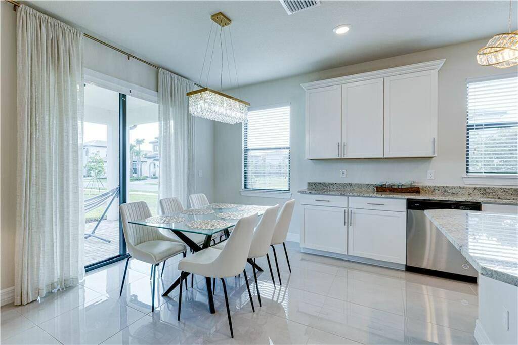 Oakland Park, FL 33309,2384 Primrose PL